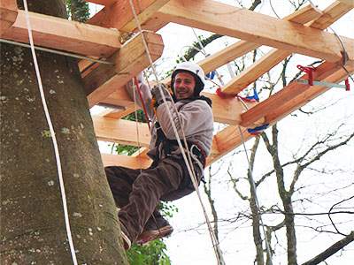 joé travaillant sur corde