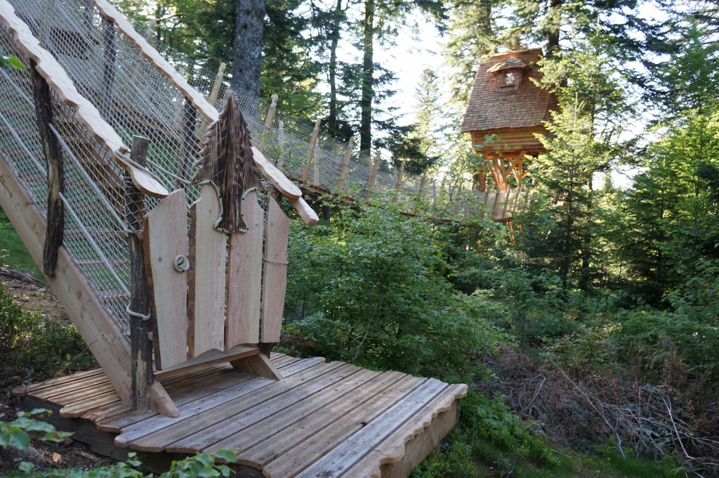 Cabane dans les arbres Nis Dau Sapi