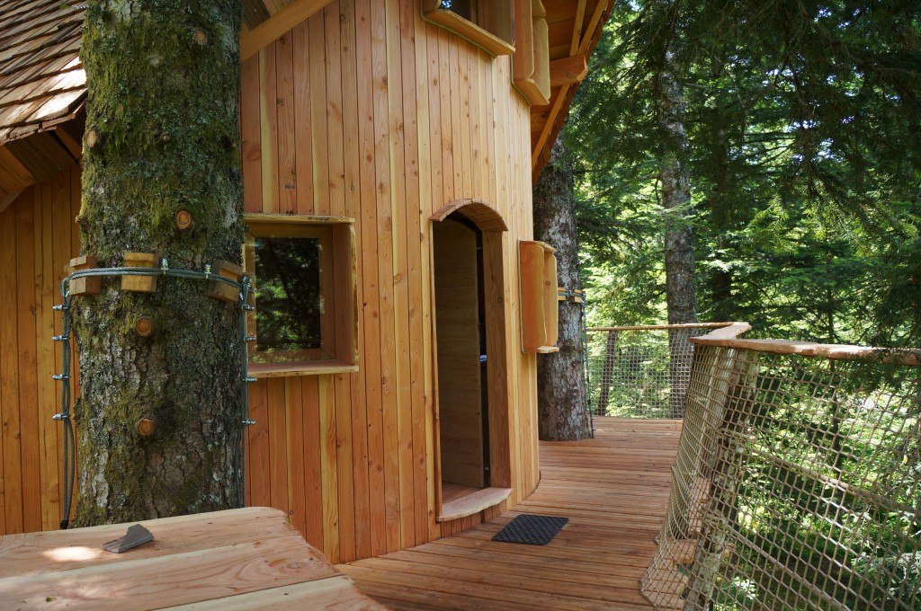 Cabane familiale dans les arbres - Cabane Meizou Mata - 6 places
